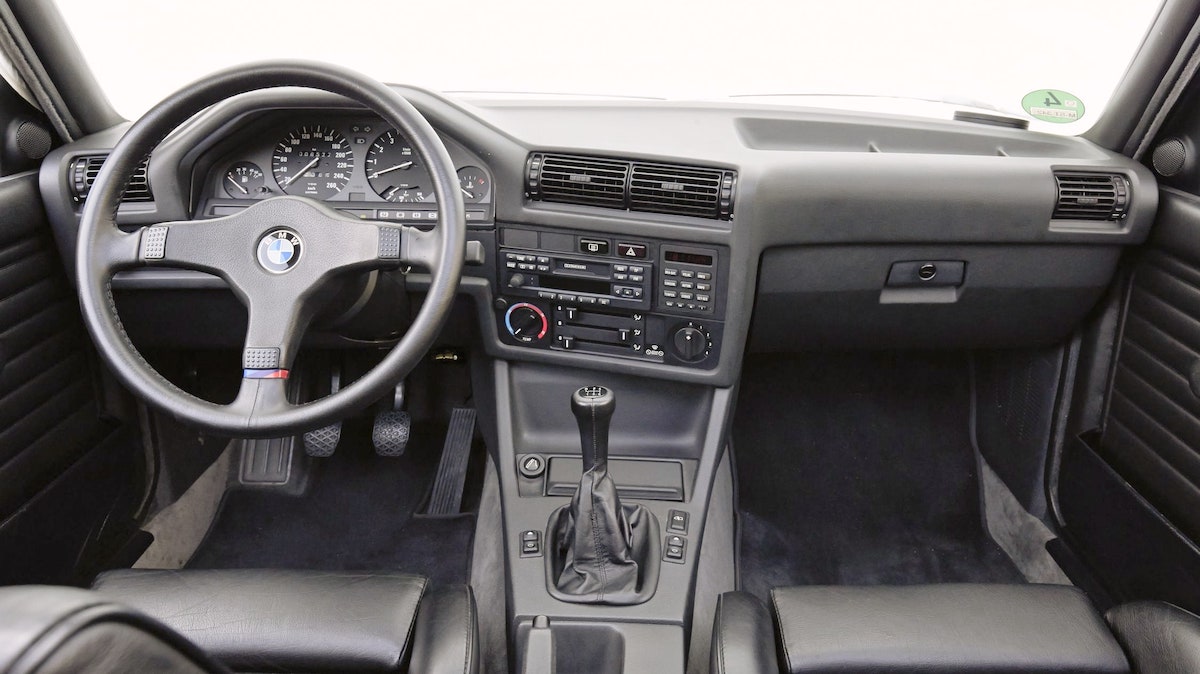 Unterschiede BMW 3er Generationen – Cockpit des E30