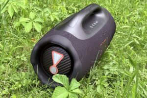 JBL Boombox 4 im Test: Mehr Druck, weniger Gewicht und Auracast statt PartyBoost JBL Boombox 4 im Test