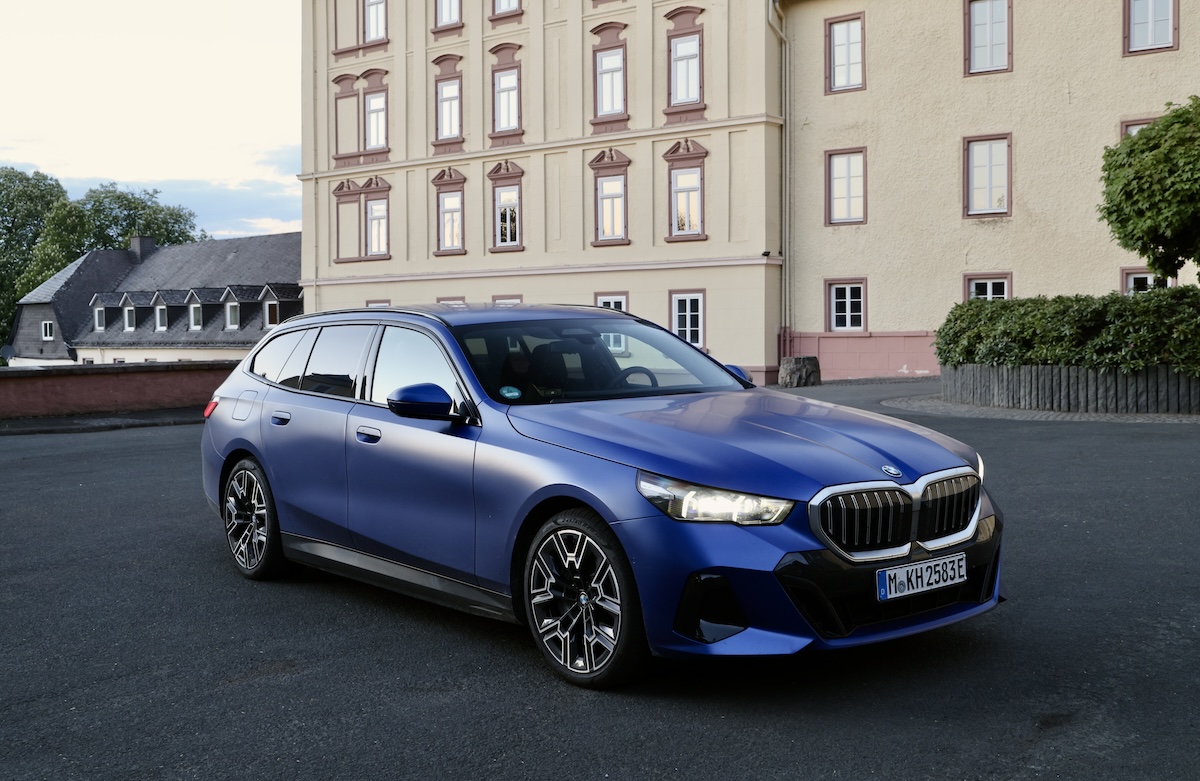 Testbericht zum BMW 550e xDrive mit Harman Kardon Testbericht: BMW 550e xDrive Touring mit Harman Kardon