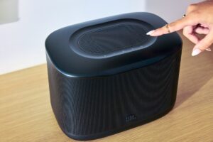 JBL Cove M1, P1 und X1: Multiroom mit Dolby Atmos ab 230 Euro JBL Cove M1, P1 und X1: Multiroom mit Dolby Atmos